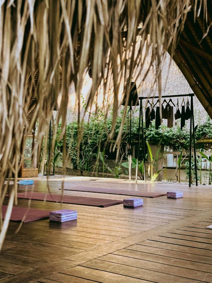Vayam Boutique Resort Gili Asahan Exterior photo